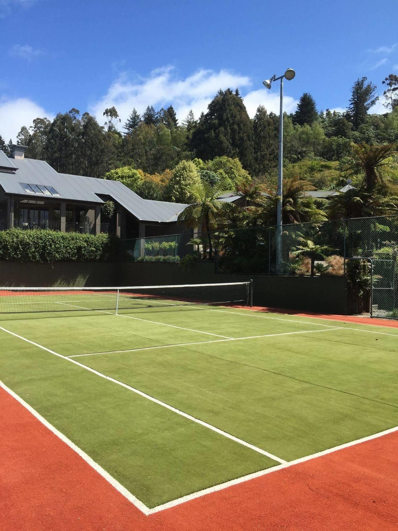 The Flying Trout Boutique Lodge Lago Lago Taupo Exterior foto